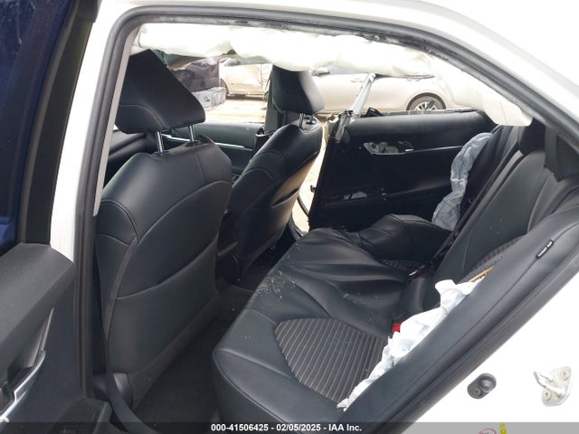 4T1B11HK8JU145391 Toyota CAMRY SE