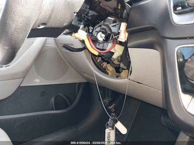 5NPE24AF8KH808001 Hyundai SONATA SE