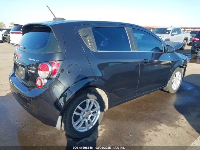 Chevrolet Sonic Lt Auto 2015 1G1JC6SB3F4160106 Image 4
