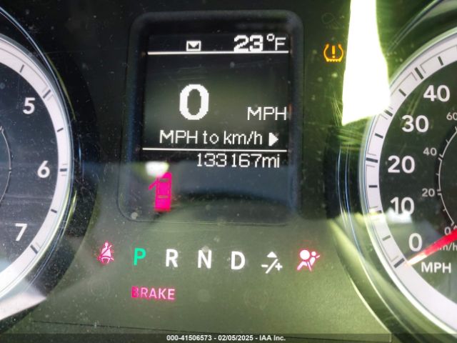 1C6RR7FG3JS222877 RAM 1500 Express  4x4 6'4 Box