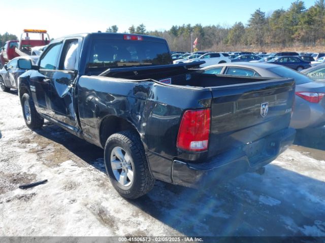 1C6RR7FG3JS222877 RAM 1500 Express  4x4 6'4 Box