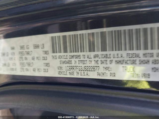 1C6RR7FG3JS222877 RAM 1500 Express  4x4 6'4 Box