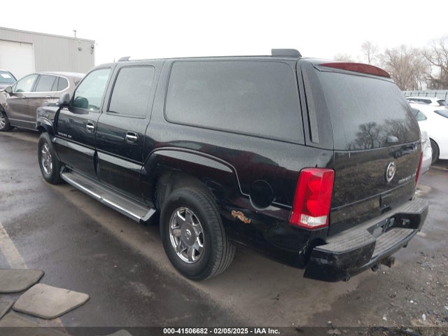 2005 CADILLAC ESCALADE ESV 3GYFK66N55G236991 Photo 2