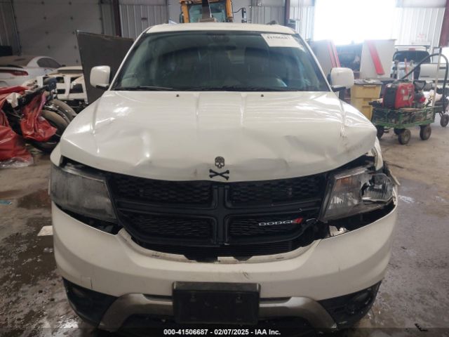 3C4PDCGG5JT475722 Dodge Journey Crossroad