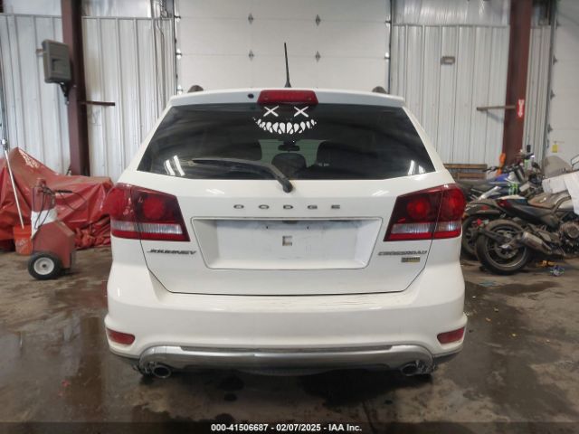 3C4PDCGG5JT475722 Dodge Journey Crossroad