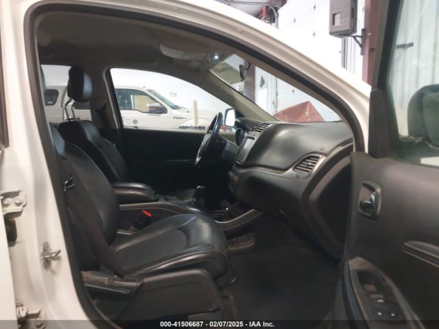 3C4PDCGG5JT475722 Dodge Journey Crossroad