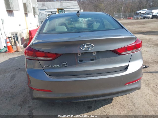 5NPD84LF8JH355522 Hyundai ELANTRA SEL