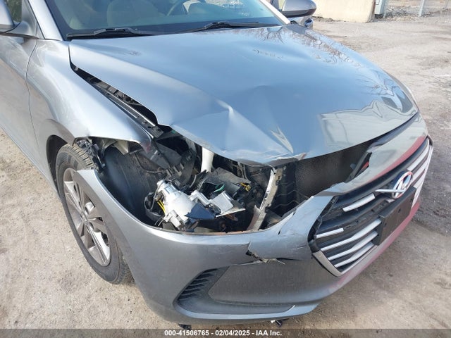 5NPD84LF8JH355522 Hyundai ELANTRA SEL