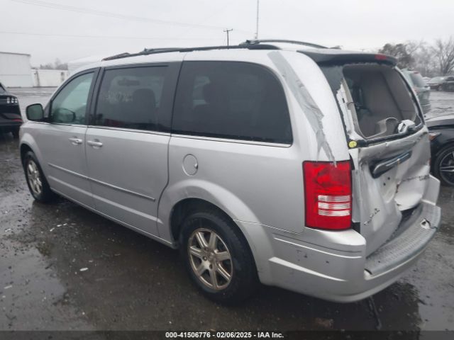 2009 CHRYSLER TOWN & COUNTRY 2A8HR54129R606503 Photo 2