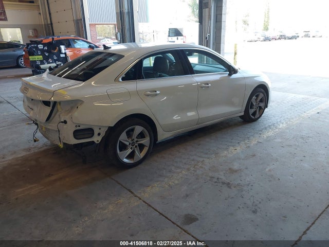 2023 AUDI A3 WAUAUDGY3PA075028 Photo 3