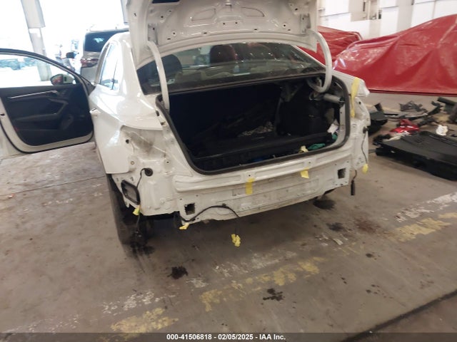 2023 AUDI A3 WAUAUDGY3PA075028 Photo 5