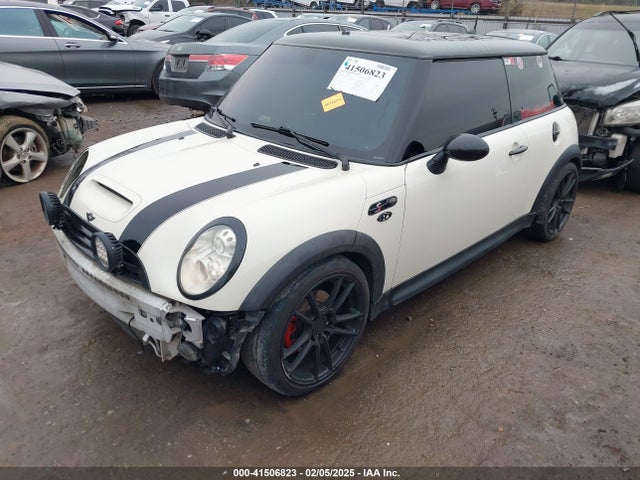 2005 MINI COOPER S WMWRE33585TL13317 Photo 1