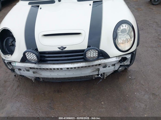 2005 MINI COOPER S WMWRE33585TL13317 Photo 5