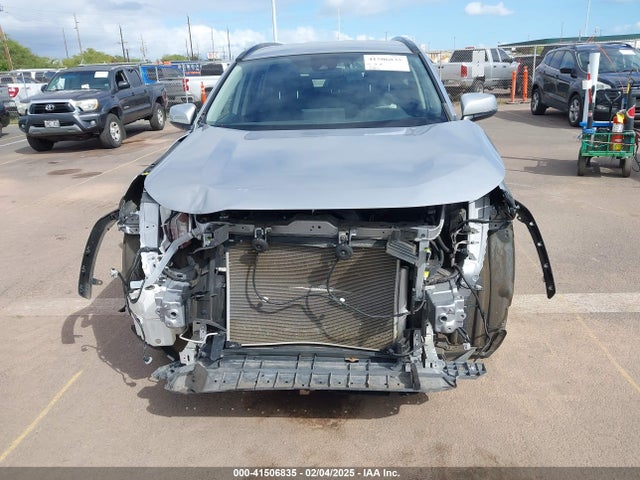 Toyota Rav4 Xle 2020 JTMW1RFV4LD042733 Image 13