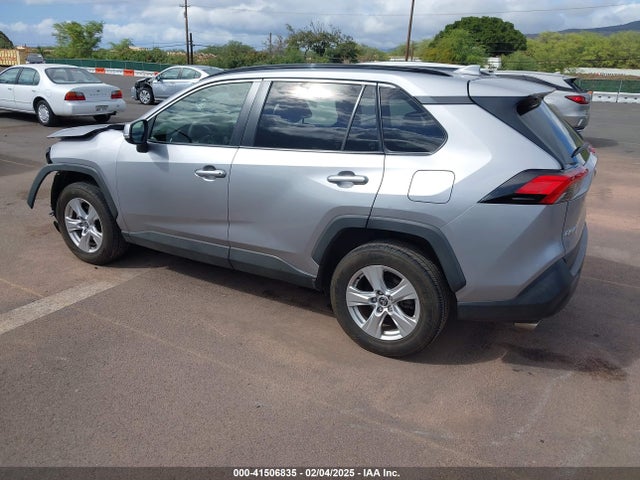 Toyota Rav4 Xle 2020 JTMW1RFV4LD042733 Image 3