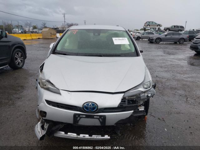JTDKAMFU1N3177055 Toyota Prius L