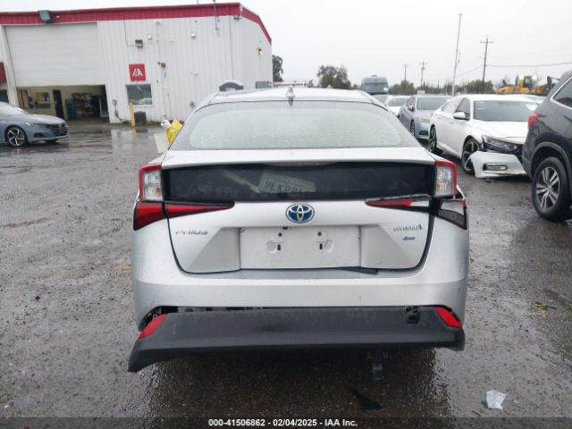 JTDKAMFU1N3177055 Toyota Prius L