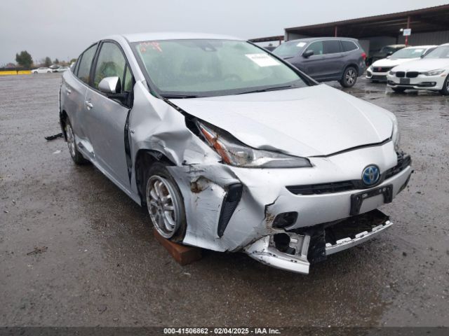 JTDKAMFU1N3177055 Toyota Prius L