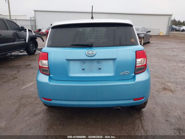 JTKKUPB44E1043787 Scion XD