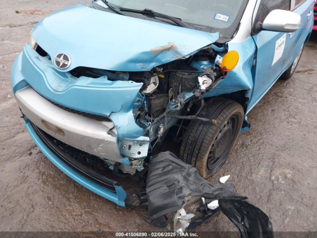 JTKKUPB44E1043787 Scion XD