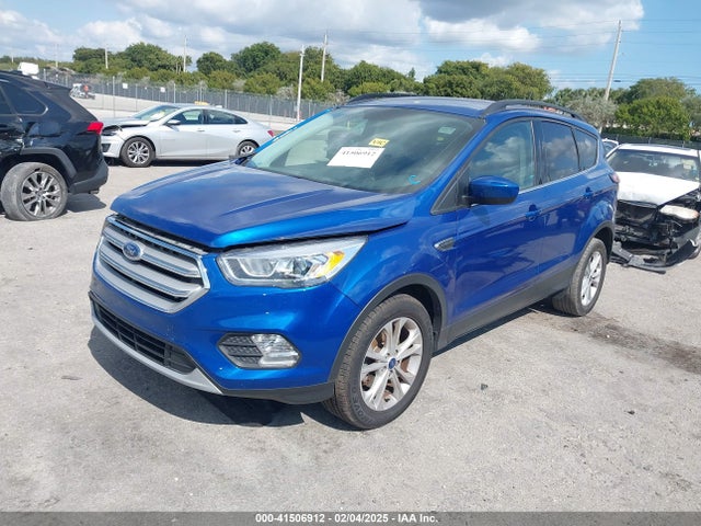 1FMCU0HDXJUA20450 Ford ESCAPE SEL