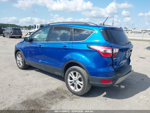 1FMCU0HDXJUA20450 Ford ESCAPE SEL