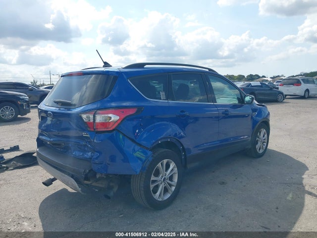 1FMCU0HDXJUA20450 Ford ESCAPE SEL