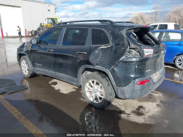 2017 JEEP CHEROKEE 1C4PJMAB0HW657862 Photo 2