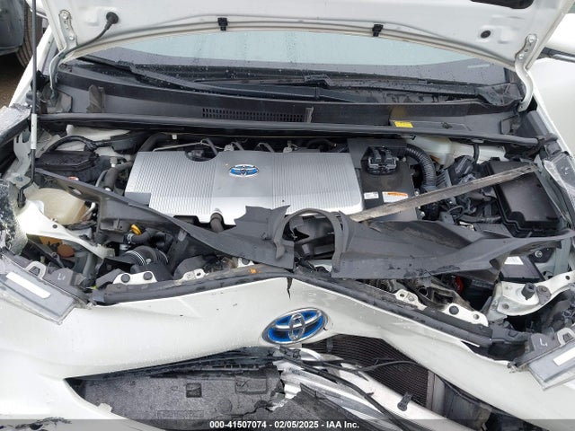 JTDKBRFU9G3526671 Toyota Prius Two
