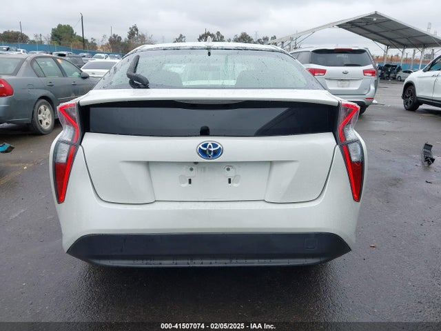 JTDKBRFU9G3526671 Toyota Prius Two