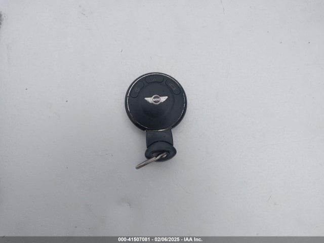 2011 MINI COOPER S WMWSV3C50BTY21312 Photo 10