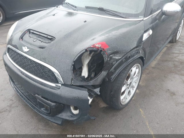 2011 MINI COOPER S WMWSV3C50BTY21312 Photo 5