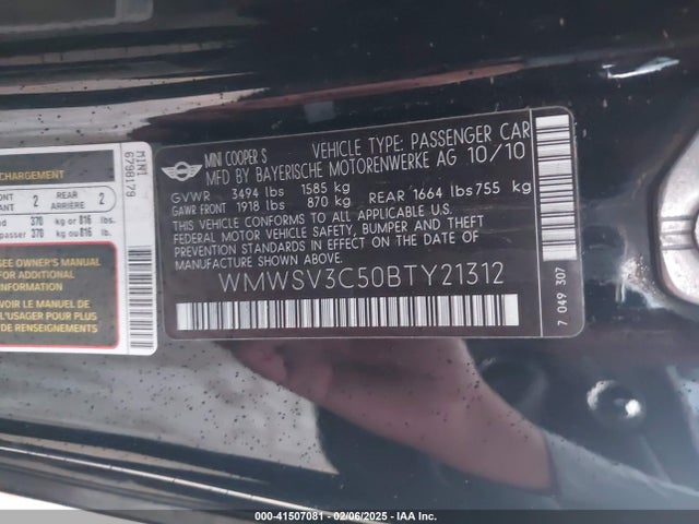 2011 MINI COOPER S WMWSV3C50BTY21312 Photo 8