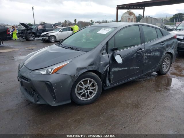 JTDKAMFUXM3143646 Toyota Prius L Eco