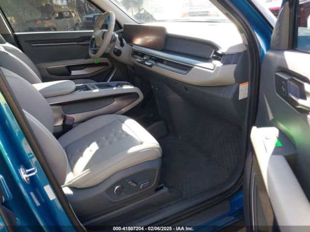 KNDAFFS5XR6035878 KIA Ev9 Wind
