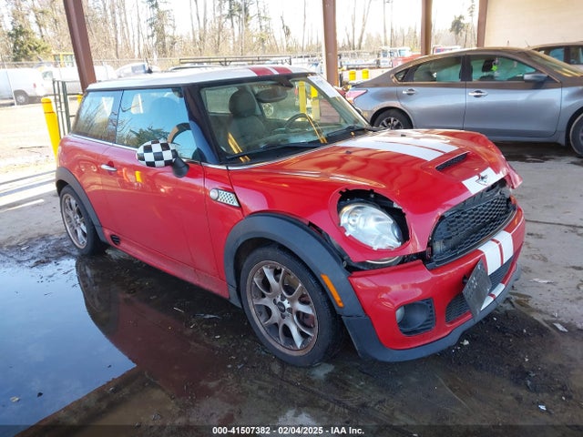 2009 MINI COOPER S WMWMF73529TT99938 Photo 0