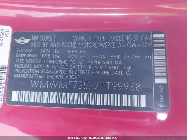 2009 MINI COOPER S WMWMF73529TT99938 Photo 8