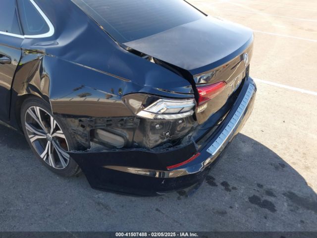 1VWSA7A38MC011112 Volkswagen Passat 2.0t Se