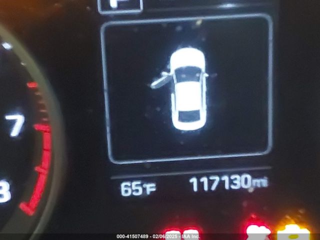 5NPD84LF4JH307760 Hyundai ELANTRA SEL