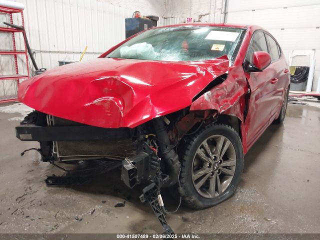 5NPD84LF4JH307760 Hyundai ELANTRA SEL