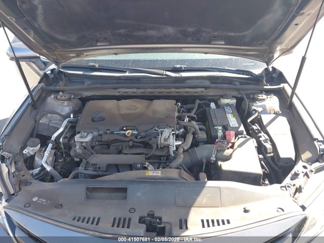 4T1B11HK4JU041173 Toyota CAMRY LE