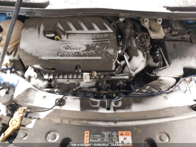 1FMCU9HD8JUD29970 Ford ESCAPE SEL