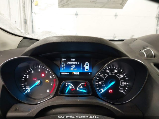 1FMCU9HD8JUD29970 Ford ESCAPE SEL