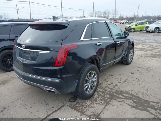 2023 CADILLAC XT5 1GYKNCRS2PZ146772 Photo 3