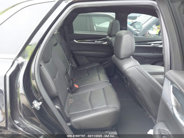2023 CADILLAC XT5 1GYKNCRS2PZ146772 Photo 7
