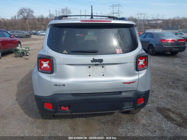 ZACCJBCT7FPC37275 Jeep Renegade Trailhawk