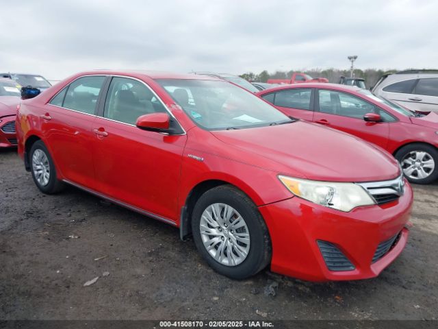 4T1BD1FK3EU102156 Toyota Camry Hybrid Le