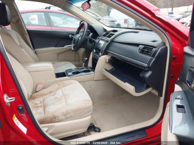 4T1BD1FK3EU102156 Toyota Camry Hybrid Le