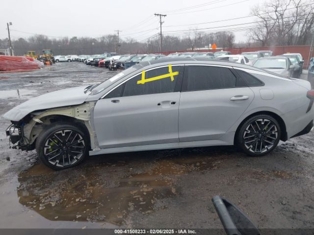 KNAG44J89S5289395 KIA K5 Gt