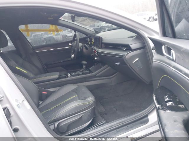 KNAG44J89S5289395 KIA K5 Gt